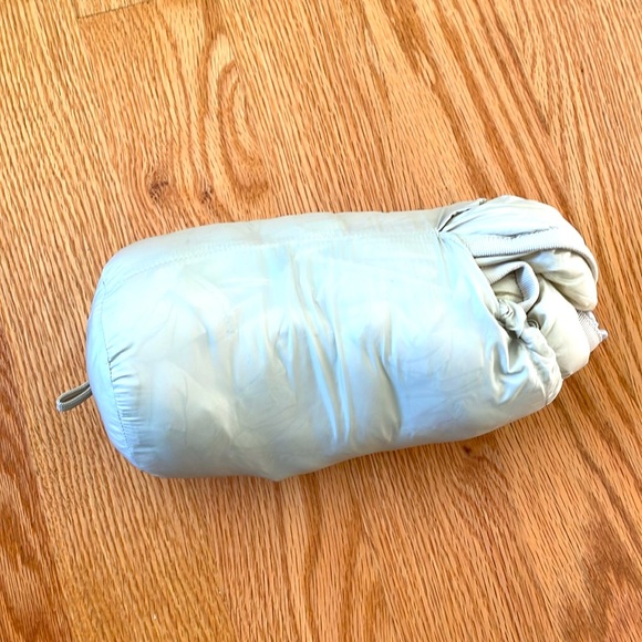 UNIQLO down oversized jacket (Special Edition) - Picture 11 of 11